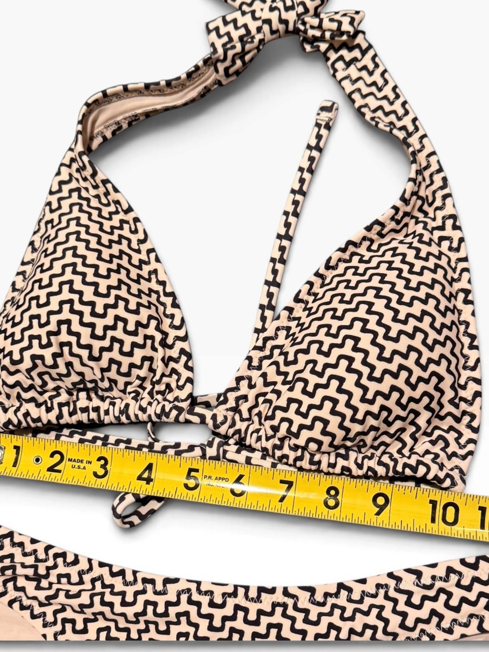 Shade & Shore Black and Cream Geometric Triangle Bikini Swimsuit - Picture 4 of 7